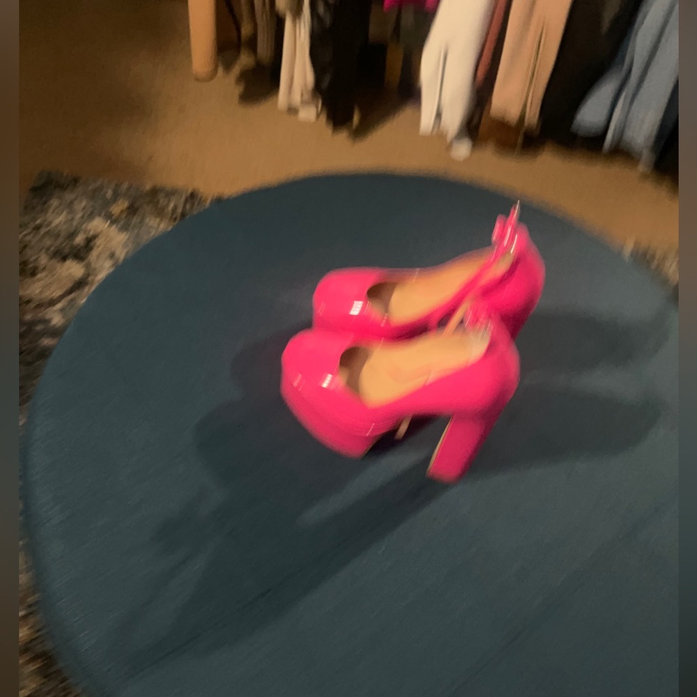 Steve Madden heels . Never worn outside just tried on inside or the house.